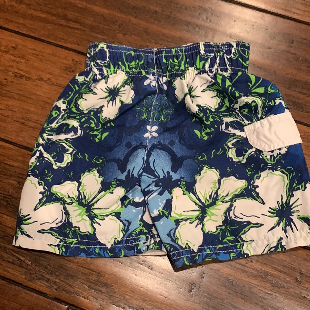 Swim trunks - Picture 2 of 5